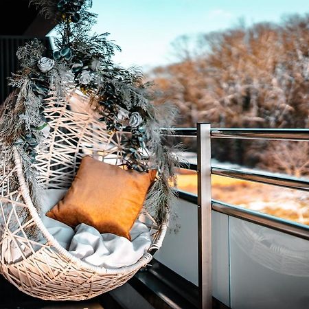 Luxury Family Apartment With Private Parking And Forest View 티미쇼아라 외부 사진